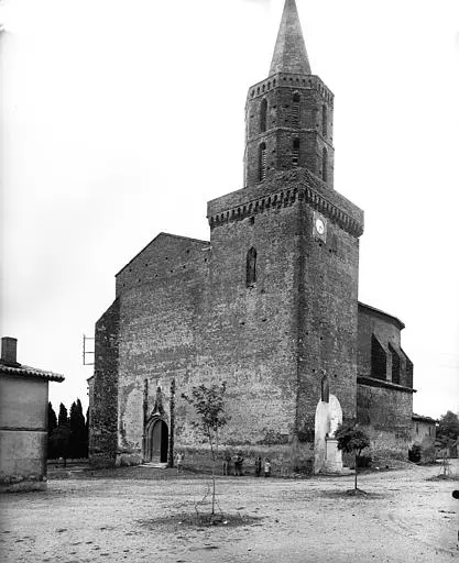 Foto von Saint-Bernard Church - POP Plateforme Ouverte du Patrimoine / Base Mérimée - © Ministère de la Culture (France), Médiathèque du patrimoine et de la photographie, diffusion RMN-GP