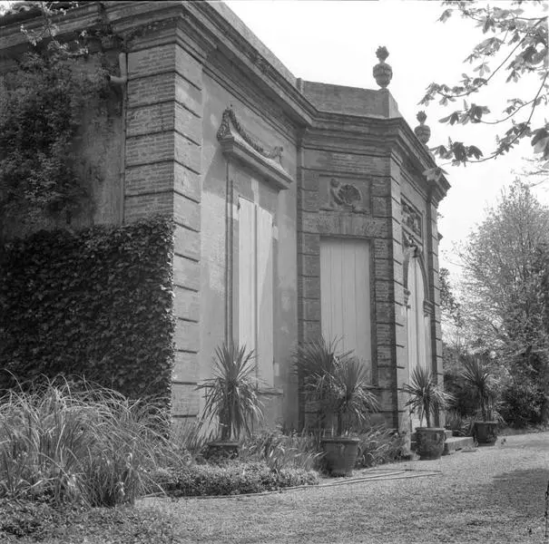 Foto de Pabellón dit louis xvi - POP Plateforme Ouverte du Patrimoine / Base Mérimée - © Ministère de la Culture (France), Médiathèque du patrimoine et de la photographie, diffusion RMN-GP