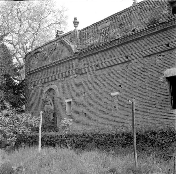 Foto di Castello - POP Plateforme Ouverte du Patrimoine / Base Mérimée - © Ministère de la Culture (France), Médiathèque du patrimoine et de la photographie, diffusion RMN-GP