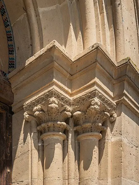 Foto von Kirche - Tournasol7 - © Creative Commons (https://creativecommons.org/licenses/by-sa/4.0/deed.fr)