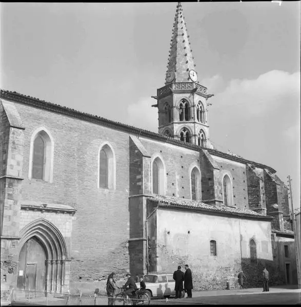 Foto de Iglesia Saint-Vidian - POP Plateforme Ouverte du Patrimoine / Base Mérimée - © Ministère de la Culture (France), Médiathèque du patrimoine et de la photographie, diffusion RMN-GP