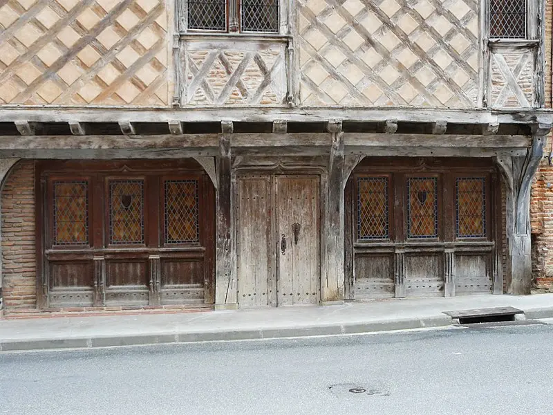 Picture of Wooden sides - Père Igor - © Creative Commons (https://creativecommons.org/licenses/by-sa/4.0/deed.fr)