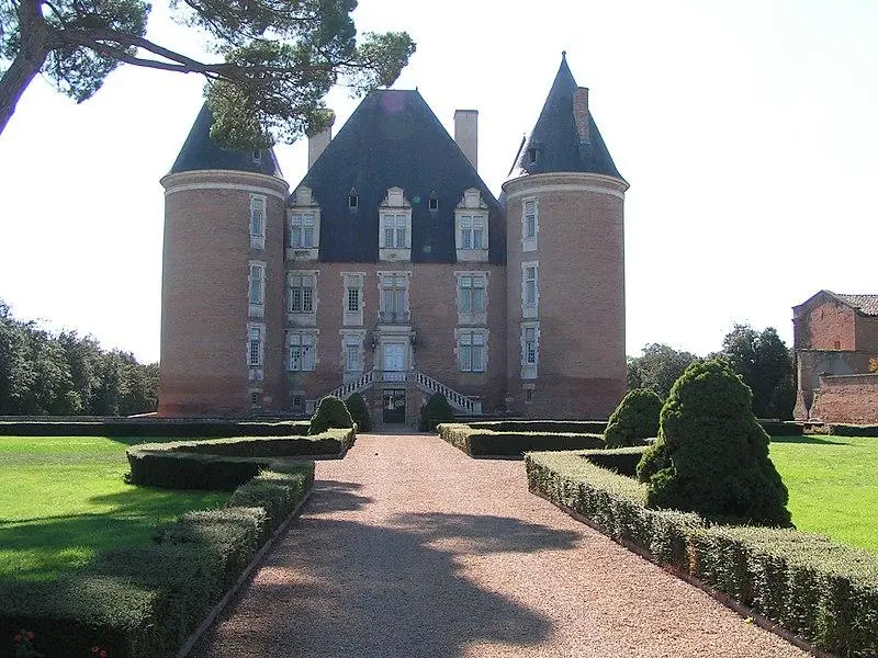 Picture of Castle - Original uploader was Paternel 1 at fr.wikipedia - © Creative Commons (https://creativecommons.org/licenses/by-sa/4.0/deed.fr)