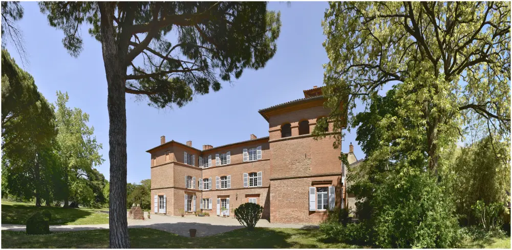 Foto von Château de Saint-Geniès - POP Plateforme Ouverte du Patrimoine / Base Mérimée - © DRAC Occitanie