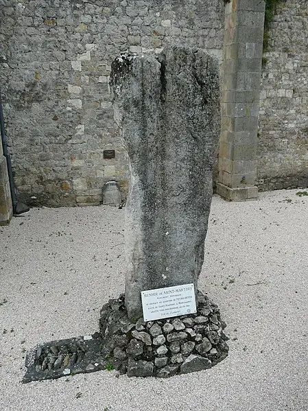 Picture of Menhir says Peyro-Hitto - Père Igor - © Creative Commons (https://creativecommons.org/licenses/by-sa/4.0/deed.fr)