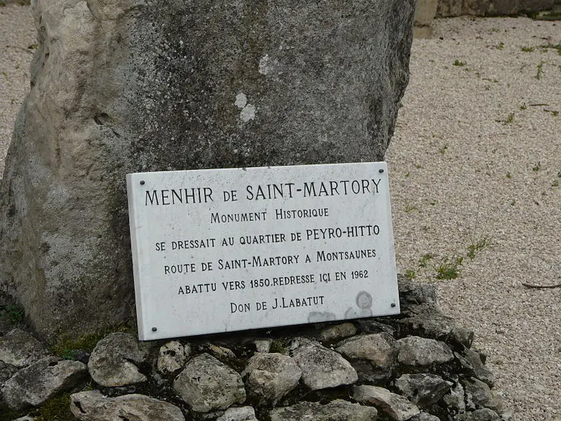 Picture of Menhir says Peyro-Hitto - Père Igor - © Creative Commons (https://creativecommons.org/licenses/by-sa/4.0/deed.fr)