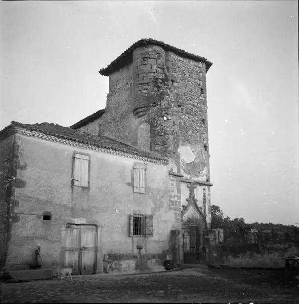 Picture of Castle - POP Plateforme Ouverte du Patrimoine / Base Mérimée - © Ministère de la Culture (France), Médiathèque du patrimoine et de la photographie, diffusion RMN-GP