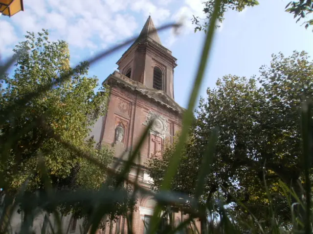Foto von Kirche - Monuments tale - © Creative Commons (https://creativecommons.org/licenses/by-sa/4.0/deed.fr)