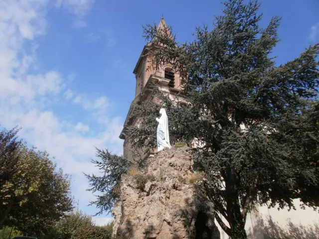 Foto von Kirche - Monuments tale - © Creative Commons (https://creativecommons.org/licenses/by-sa/4.0/deed.fr)