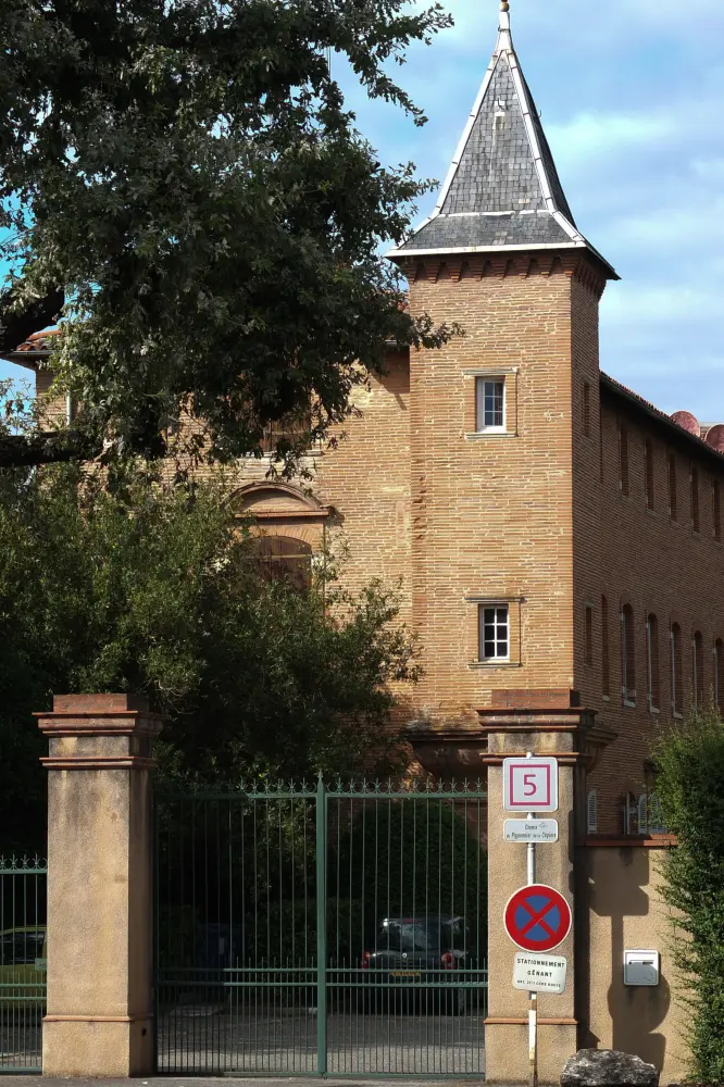 Picture of Château de la Cépière - Sous licence Creative Commons (https://creativecommons.org/licenses/by-sa/4.0/deed.fr) - Par Elizloison - © Creative Commons (https://creativecommons.org/licenses/by-sa/4.0/deed.fr)