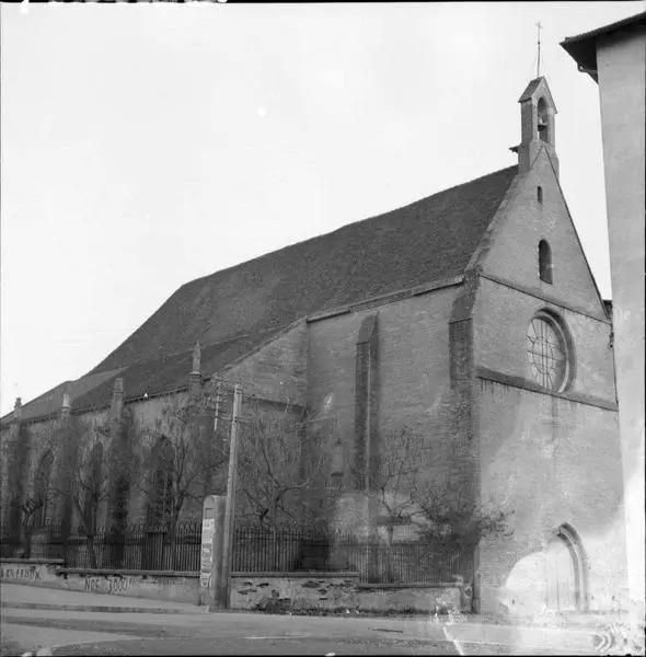 Picture of Church of Calvary, former chapel of the Récollets - POP Plateforme Ouverte du Patrimoine / Base Mérimée - © Ministère de la Culture (France), Médiathèque du patrimoine et de la photographie, diffusion RMN-GP
