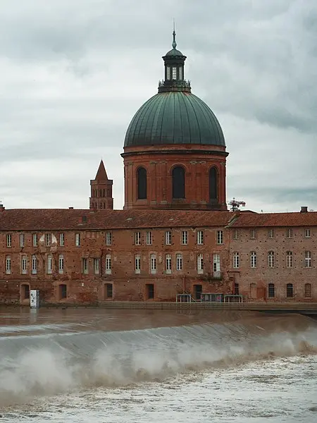 Foto de Hospicio de tumbas - Jean-Jacques Lasmolles - © Creative Commons (https://creativecommons.org/licenses/by-sa/4.0/deed.fr)