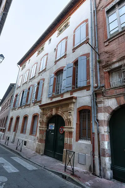 Picture of Réquy Hotel - Raphael.crochet - © Creative Commons (https://creativecommons.org/licenses/by-sa/4.0/deed.fr)