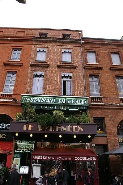 Picture of Building - Pymouss - © Creative Commons (https://creativecommons.org/licenses/by-sa/4.0/deed.fr)