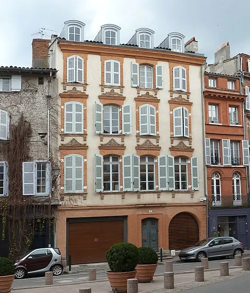 Foto de Edificio - Jean-Jacques Lasmolles - © Creative Commons (https://creativecommons.org/licenses/by-sa/4.0/deed.fr)