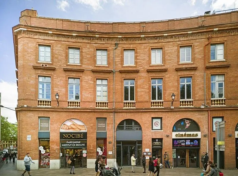 Picture of Building - Didier Descouens - © Creative Commons (https://creativecommons.org/licenses/by-sa/4.0/deed.fr)