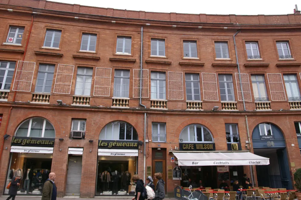 Foto de Edificio - Sous licence Creative Commons (https://creativecommons.org/licenses/by-sa/4.0/deed.fr) - Par Pymouss - © Creative Commons (https://creativecommons.org/licenses/by-sa/4.0/deed.fr)