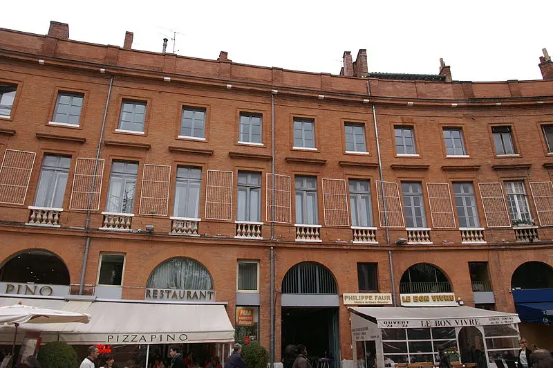 Foto di Edificio - Pymouss - © Creative Commons (https://creativecommons.org/licenses/by-sa/4.0/deed.fr)