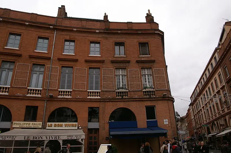 Foto di Edificio - Pymouss - © Creative Commons (https://creativecommons.org/licenses/by-sa/4.0/deed.fr)