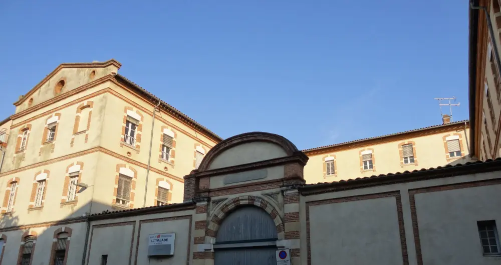Picture of Former seminar - Sous licence Creative Commons (https://creativecommons.org/licenses/by-sa/4.0/deed.fr) - Par Don-vip - © Creative Commons (https://creativecommons.org/licenses/by-sa/4.0/deed.fr)