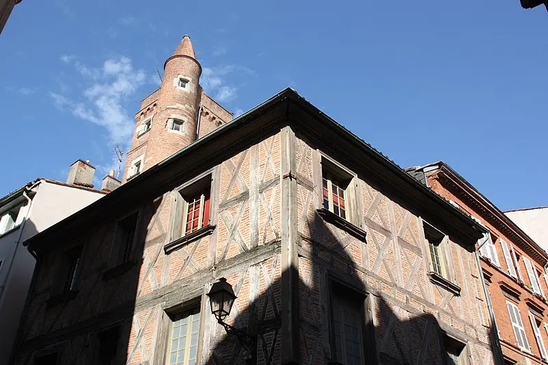 Foto di Torre - FredTLS - © Creative Commons (https://creativecommons.org/licenses/by-sa/4.0/deed.fr)