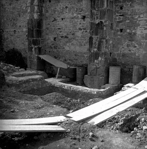Picture of Graveyard - POP Plateforme Ouverte du Patrimoine / Base Mérimée - © Ministère de la Culture (France), Médiathèque du patrimoine et de la photographie, diffusion RMN-GP