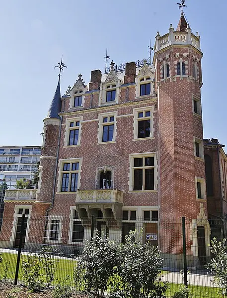 Picture of Maison des Verrières or Castel-Gesta - Claude Neupont - © Creative Commons (https://creativecommons.org/licenses/by-sa/4.0/deed.fr)