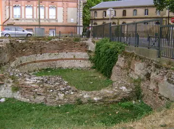 Picture of Gallo-Roman rampart - Serein - © Creative Commons (https://creativecommons.org/licenses/by-sa/4.0/deed.fr)