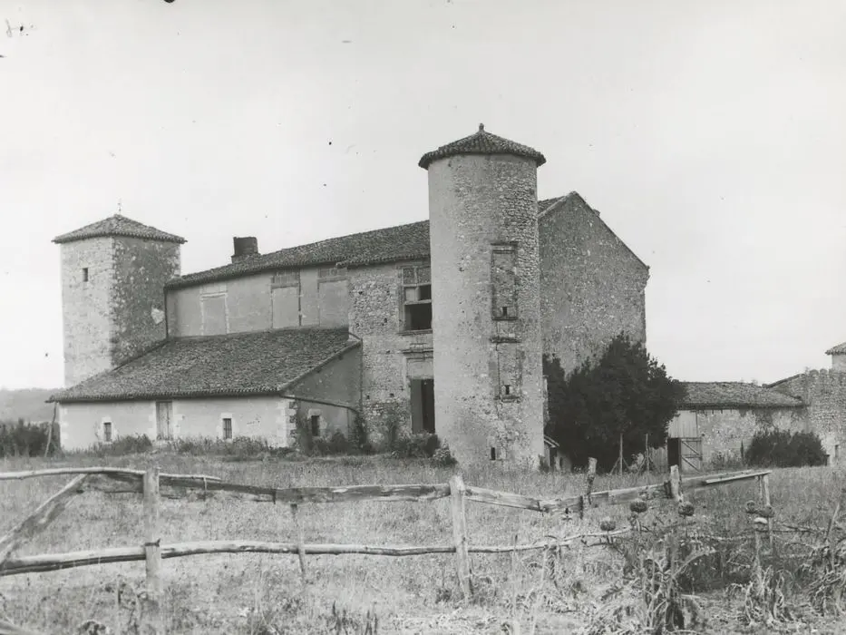 Foto de Castillo de Saint-Crricq - POP Plateforme Ouverte du Patrimoine / Base Mérimée - © Ministère de la Culture (France), Médiathèque du patrimoine et de la photographie, tous droits réservés