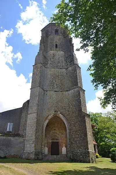 Foto de Iglesia y cementerio - Marianne Casamance - © Creative Commons (https://creativecommons.org/licenses/by-sa/4.0/deed.fr)
