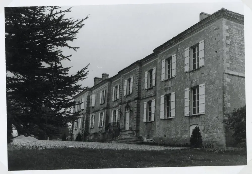 Foto von Schloss - POP Plateforme Ouverte du Patrimoine / Base Mérimée - © Ministère de la Culture (France), Médiathèque du patrimoine et de la photographie, Tous droits réservés 