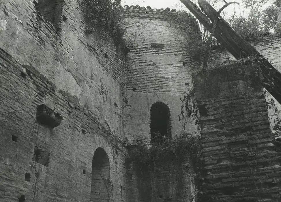 Foto von Schloss - POP Plateforme Ouverte du Patrimoine / Base Mérimée - © Ministère de la Culture (France), Médiathèque du patrimoine et de la photographie, tous droits réservés