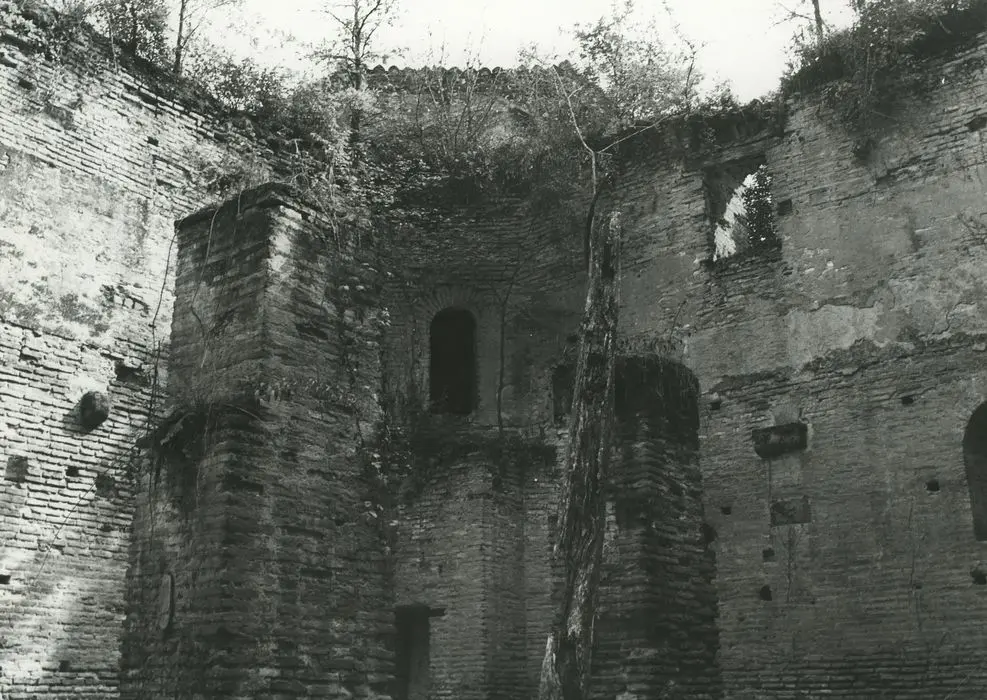 Foto von Schloss - POP Plateforme Ouverte du Patrimoine / Base Mérimée - © Ministère de la Culture (France), Médiathèque du patrimoine et de la photographie, tous droits réservés