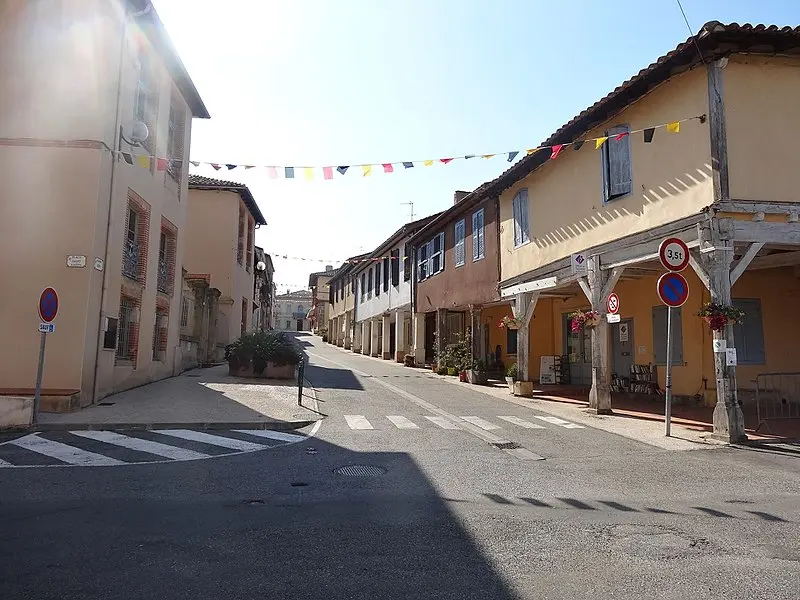 Foto di Casa rinascimentale - F123 - © Creative Commons (https://creativecommons.org/licenses/by-sa/4.0/deed.fr)