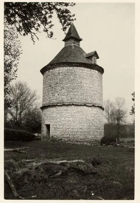 Foto von Camusat -Deutsch - POP Plateforme Ouverte du Patrimoine / Base Mérimée - © Ministère de la Culture (France), Médiathèque du patrimoine et de la photographie, Tous droits réservés 