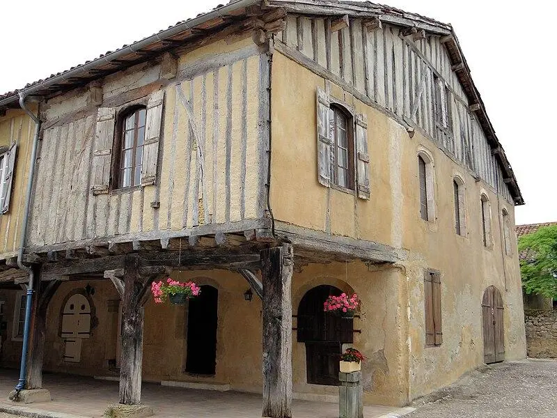 Foto de Casa de Bastide - MOSSOT - © Creative Commons (https://creativecommons.org/licenses/by-sa/4.0/deed.fr)