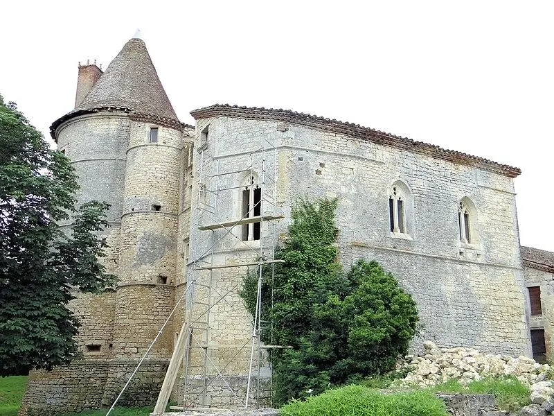 Foto von Bouvées Castle - MOSSOT - © Creative Commons (https://creativecommons.org/licenses/by-sa/4.0/deed.fr)