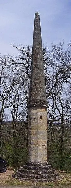 Foto von Zwei Obelisken oder Nadeln - Thierry46 - © Creative Commons (https://creativecommons.org/licenses/by-sa/4.0/deed.fr)