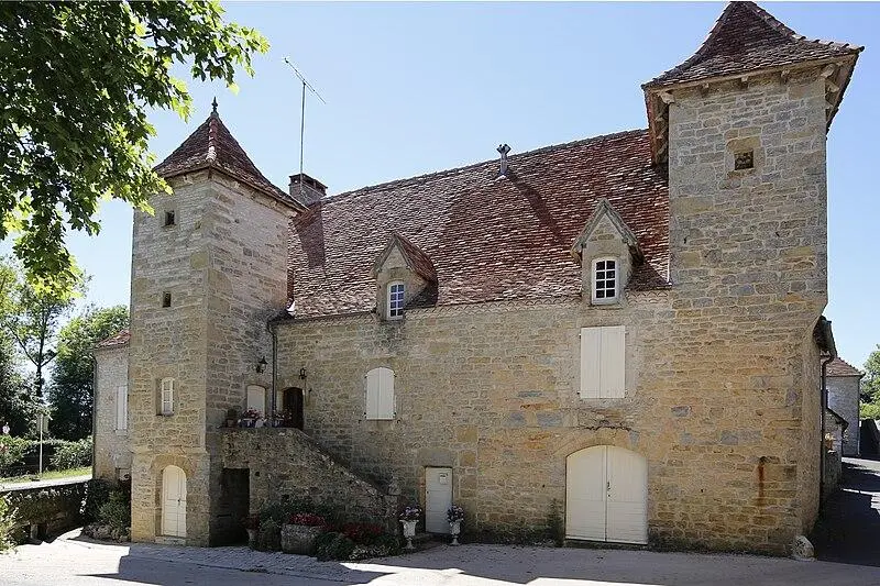 Foto de Casa de tourelles - Pymouss - © Creative Commons (https://creativecommons.org/licenses/by-sa/4.0/deed.fr)
