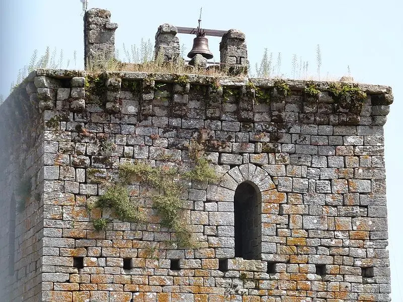 Foto de Barones o torre de reloj - Thérèse Gaigé - © Creative Commons (https://creativecommons.org/licenses/by-sa/4.0/deed.fr)