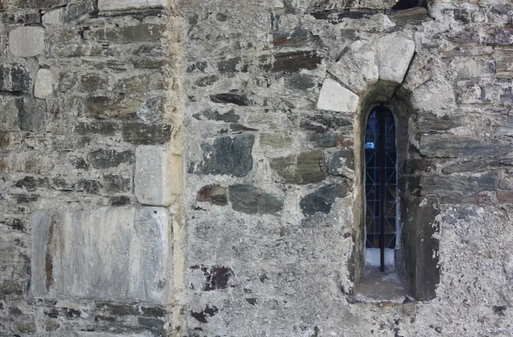 Foto von Saint-Julien-Kapelle - Sous licence Creative Commons (https://creativecommons.org/licenses/by-sa/4.0/deed.fr) - Par Cantepien - © Creative Commons (https://creativecommons.org/licenses/by-sa/4.0/deed.fr)