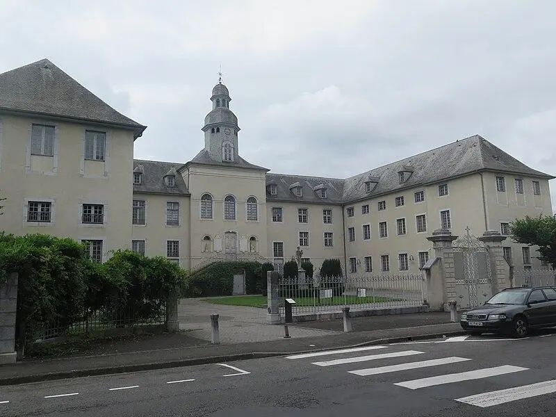 Foto von Krankenhaus - Juliofsanguino - © Creative Commons (https://creativecommons.org/licenses/by-sa/4.0/deed.fr)