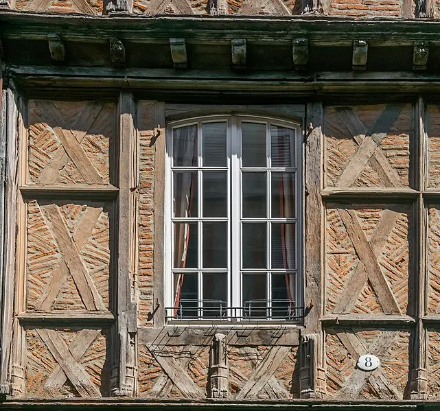 Foto di Edificio - Krzysztof Golik - © Creative Commons (https://creativecommons.org/licenses/by-sa/4.0/deed.fr)