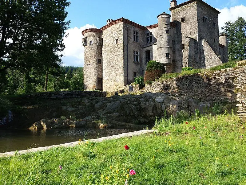 Foto de Castillo de Campán - Moireaud - © Creative Commons (https://creativecommons.org/licenses/by-sa/4.0/deed.fr)