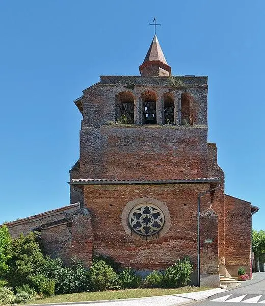 Foto di Chiesa parrocchiale di Saint-Salvy - MathieuMD - © Creative Commons (https://creativecommons.org/licenses/by-sa/4.0/deed.fr)