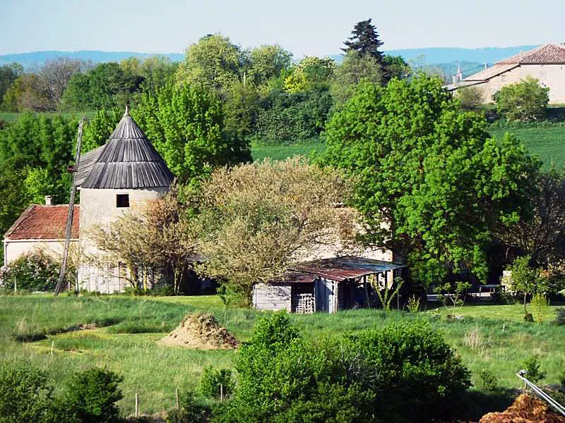 Photo de Moulin de Saint-Angel - Sous licence Creative Commons (https://creativecommons.org/licenses/by-sa/4.0/deed.fr) - Par WCOMFR - © Creative Commons (https://creativecommons.org/licenses/by-sa/4.0/deed.fr)