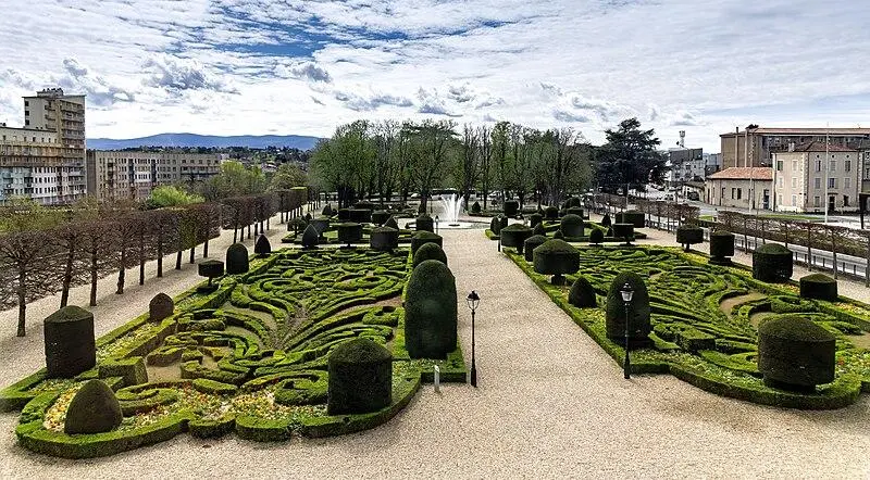 Foto de Jardín del obispado - Didier Descouens - © Creative Commons (https://creativecommons.org/licenses/by-sa/4.0/deed.fr)