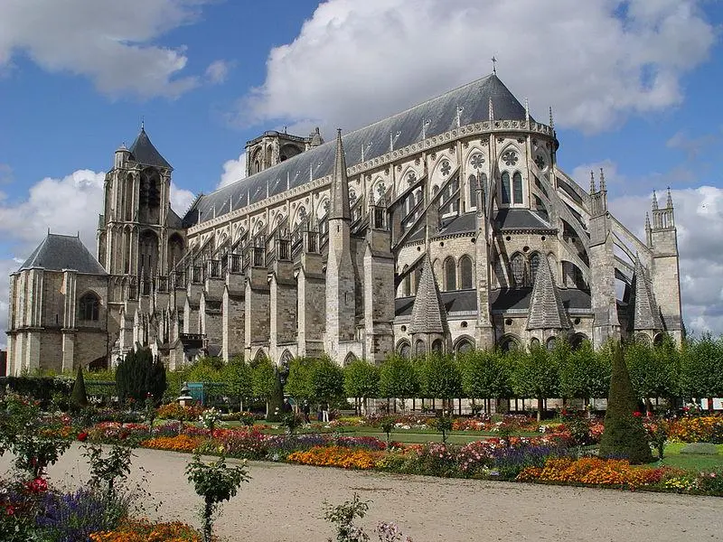 Foto von Saint-Etienne-Kathedrale - Renaud MAVRÉ - © Creative Commons (https://creativecommons.org/licenses/by-sa/4.0/deed.fr)