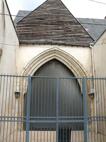 Foto von Ehemalige Kirche Saint-AuoUstrillet - MOSSOT - © Creative Commons (https://creativecommons.org/licenses/by-sa/4.0/deed.fr)