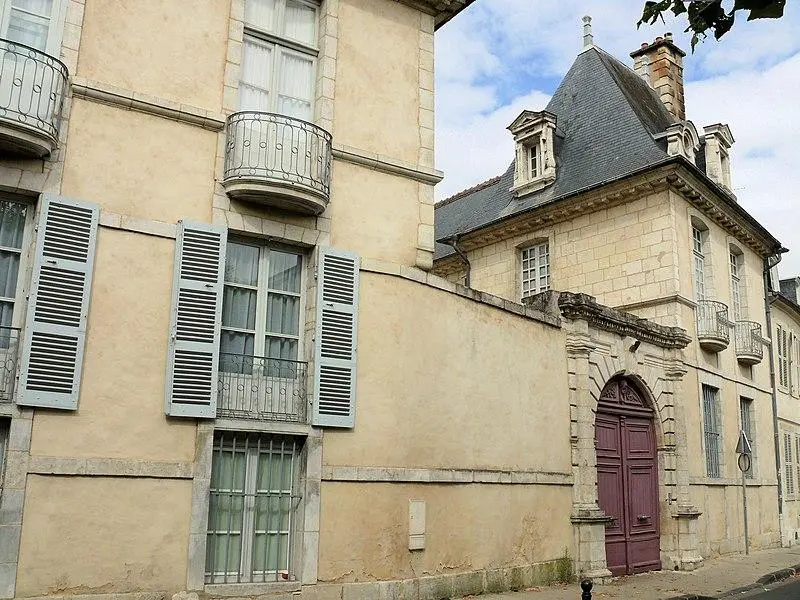 Foto von Hôtel de Bosredon oder Chouys - MOSSOT - © Creative Commons (https://creativecommons.org/licenses/by-sa/4.0/deed.fr)